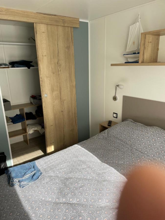Mobil Home 6 Personnes Camping 4 Etoiles Bonne Anse La Palmyre Les Mathes Chambre photo