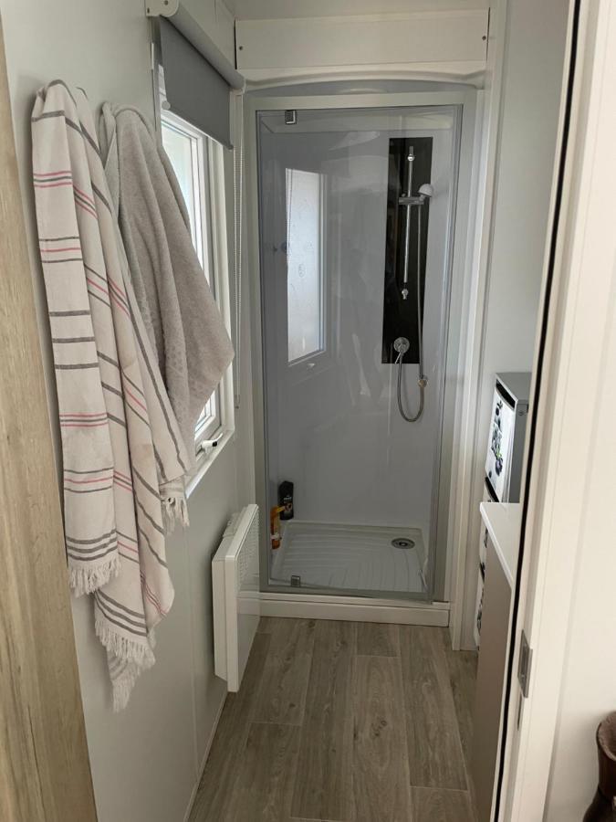 Mobil Home 6 Personnes Camping 4 Etoiles Bonne Anse La Palmyre Les Mathes Chambre photo